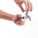 食洗機は節水できる?食洗機にかかる光熱費やメリットなどを解説します