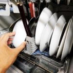 食洗機の音はうるさい?どうしても音が気になる場合の対策方法を解説