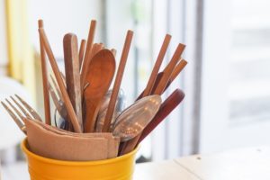 食洗機で箸やフォーク・スプーンなどをより綺麗にするには?